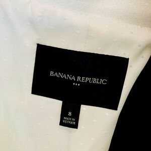Banana Republic white blazer, size 8